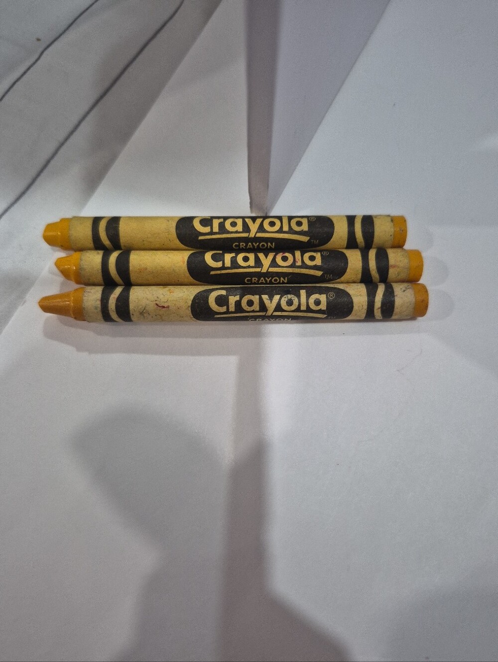 Vintage Crayola Crayon Retired Dandelion Pre-2017 Lot